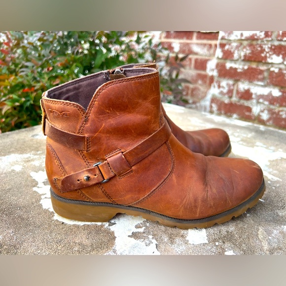teva ankle boots womens